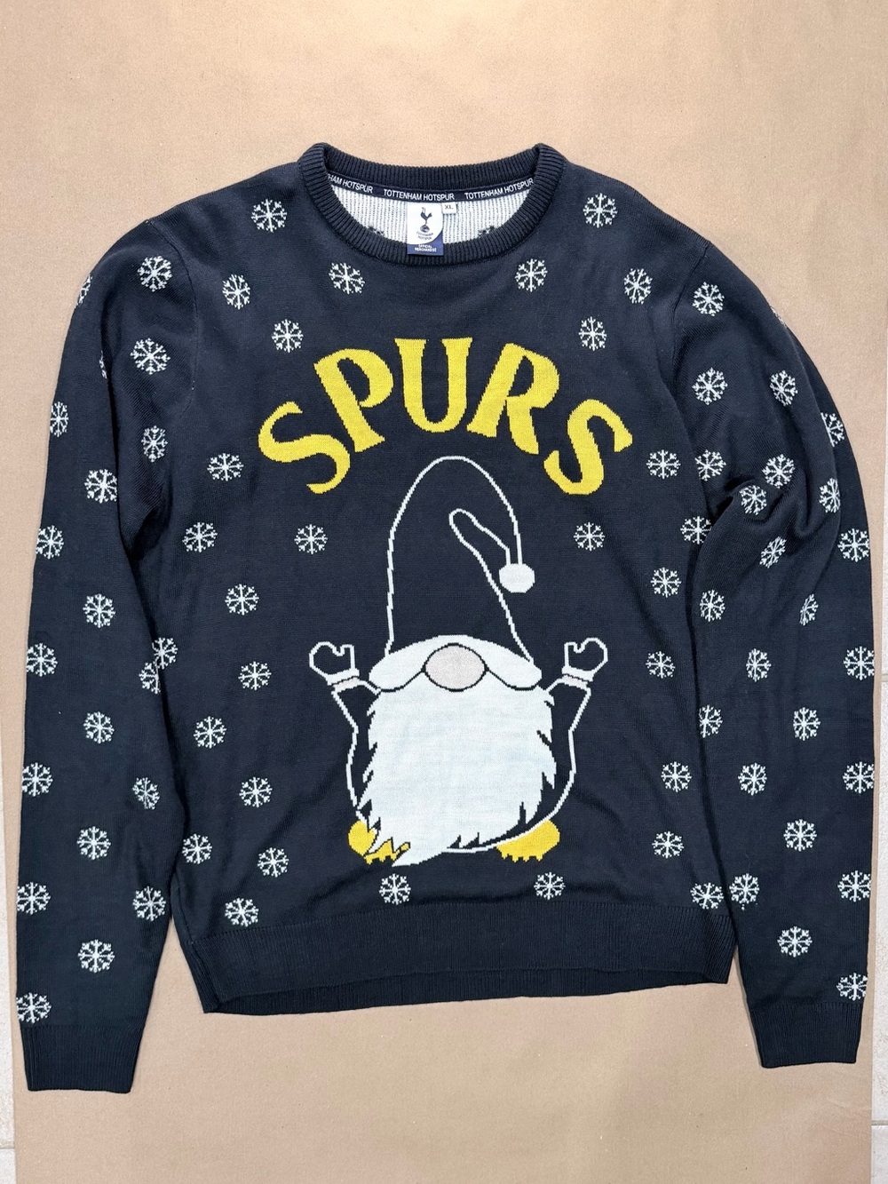 Tottenham Hotspur Christmas Sweater – Men’s XL Spurs Holiday Knit